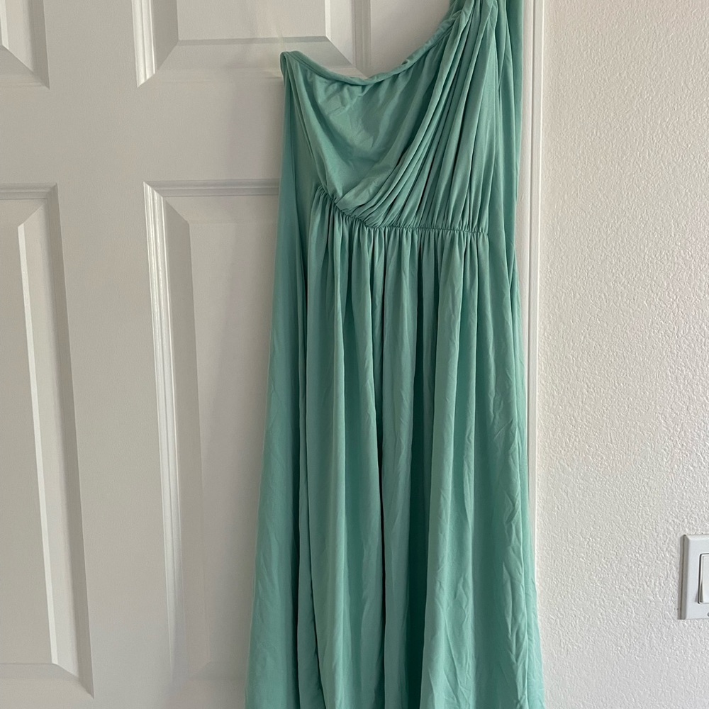 Carmen Marc Valvo swim coverup Greek-style one-shoulder. Teal blue/green. Size S